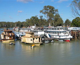 PS Ruby Wentworth - Australia Accommodation 1