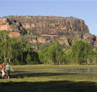 Sandstone and River Bushwalk - Australia Accommodation