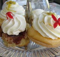 Afternoon Tea at Burnett House - Australia Accommodation