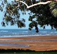 Beachfront Hotel - Australia Accommodation