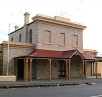 The Old Courthouse - Australia Accommodation
