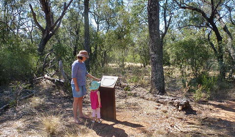 Deriah Aboriginal Information Bay - Australia Accommodation 1