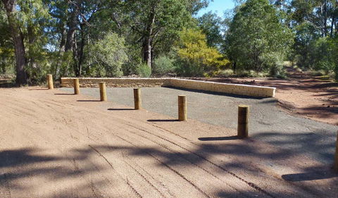 Deriah Aboriginal Information Bay - Australia Accommodation 2
