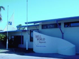 Shell World Yeppoon - Australia Accommodation 0