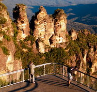 Echo Point lookout Three Sisters - Australia Accommodation