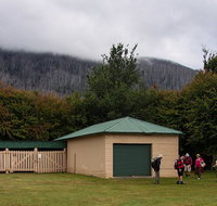 Bullocks Hut - Australia Accommodation