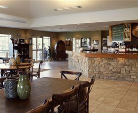 Tulloch Wines - Australia Accommodation 2
