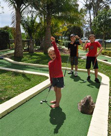 Hunter Valley Aqua Golf And Putt Putt - Australia Accommodation 0
