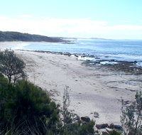 Monument Beach picnic area - Australia Accommodation