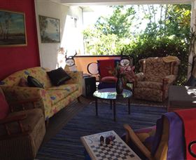 The Other Side Art Cafe - Australia Accommodation 3