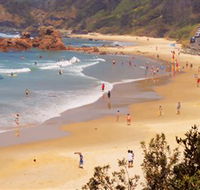 Flynns Beach - Australia Accommodation
