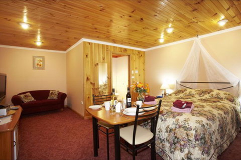 NorthEast Restawhile Bed And Breakfast - Australia Accommodation 10