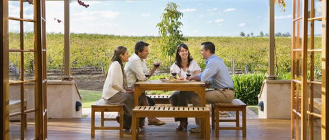 A&D Tours And Charters - Australia Accommodation 2