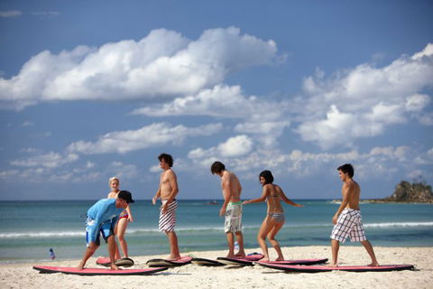 Topdeck Travel - Trips For 18 To 39s - Australia Accommodation 3