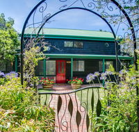 Hidden Treasure at Pirates Bay - Australia Accommodation