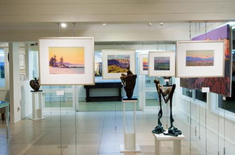 Art Nuvo Gallery - Australia Accommodation 2