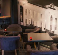 Polit Bar - Australia Accommodation