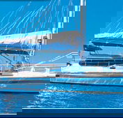 Macrista Luxury Charters - Australia Accommodation