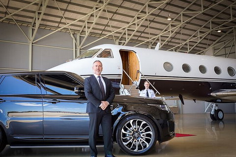 Chauffeured Airport Transfer By Luxury Vehicle - Australia Accommodation 13