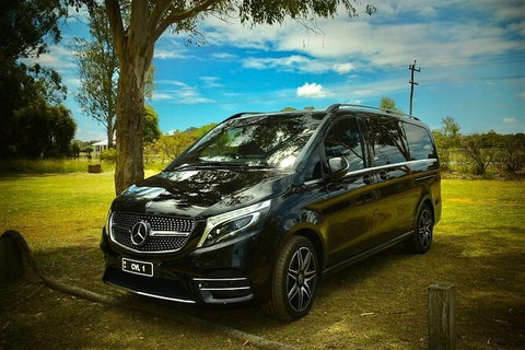 Chauffeured Airport Transfer By Luxury Vehicle - Australia Accommodation 9