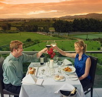 2-Day Yarra Valley Wine Tour with Luxury Vineyard Resort Stay - Australia Accommodation