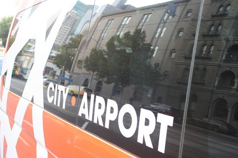 Melbourne Airport Shuttle City To Airport One-Way - Australia Accommodation 4