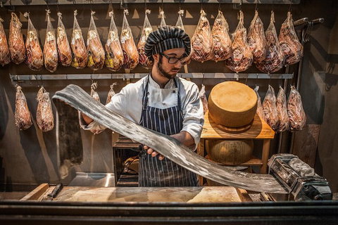 Street Food & Street Art, Backroads & Boroughs - Australia Accommodation 11