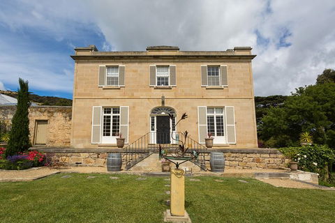 A Sommelier Guided Tour: Thursday Afternoon Wine Gin Cheese & Cocktails - Australia Accommodation 16