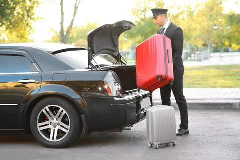 Round Trip Transfer In Private Vehicle From-to Airport In Adelaide Downtown - Australia Accommodation 7