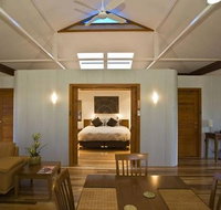 Lake Eyre and Flinders Ranges 4 Day Small Group 4WD Eco Safari - Australia Accommodation