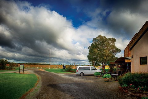 Langhorne Creek Wine Region Small Group Day Trip From Adelaide Or Glenelg - Australia Accommodation 4