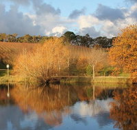 Small-Group Fleurieu Peninsula Food and Wine Experience by 4WD Including 3-Course Lunch - Australia Accommodation