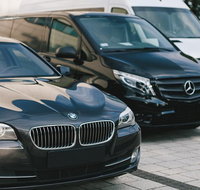 Adelaide Airport to Hotel Round-Trip Private Business Transfer - Australia Accommodation