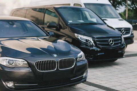 Adelaide Airport To Hotel Round-Trip Private Business Transfer - Australia Accommodation 0