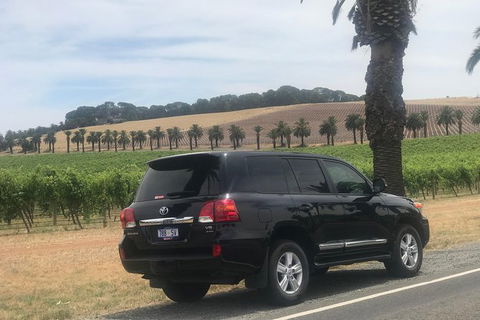 AirPort Transfers & People Mover - Australia Accommodation 1