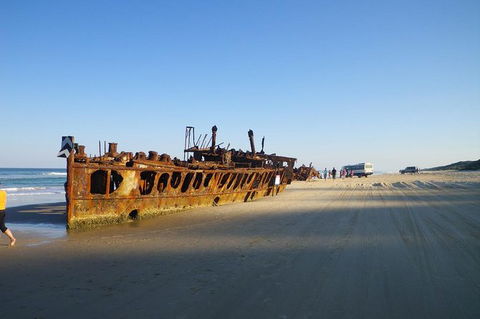 All-Inclusive 2-Day Fraser Island Tour - Australia Accommodation 0