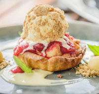 Deluxe Winery Tour to Tamborine Mountain includes gourmet two course lunch - Australia Accommodation