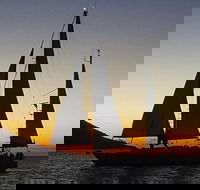 Magnetic Island Sunset Sail - Australia Accommodation