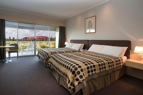 3-Day Uluru-Kata Tjuta And Kings Canyon 4WD Small-Group Eco-Tour From Alice Springs - Australia Accommodation 0