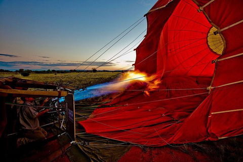 Early Morning Ballooning In Alice Springs - Australia Accommodation 5