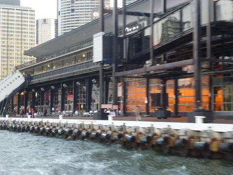 Sydney Harbour Hop-on Hop-off Cruise - Australia Accommodation 10
