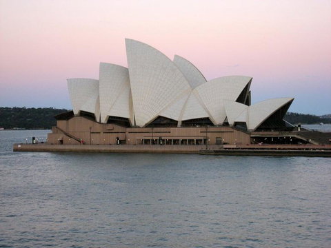 Sydney Harbour Hop-on Hop-off Cruise - Australia Accommodation 21
