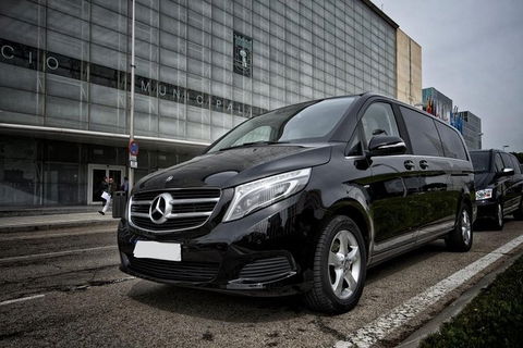Arrival Private Transfer Sydney Airport SYD To Sydney In Luxury Van V Class - Australia Accommodation 3