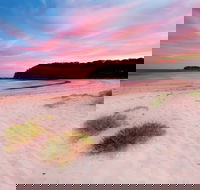 McKenzies Beach - Australia Accommodation