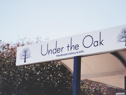 Under The Oak Handmade Gallery And Gifts - Australia Accommodation 1