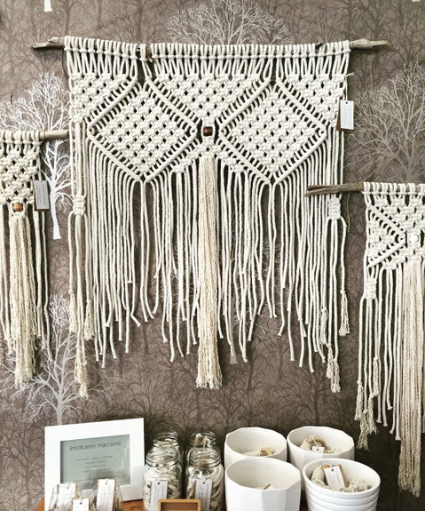 Under The Oak Handmade Gallery And Gifts - Australia Accommodation 2