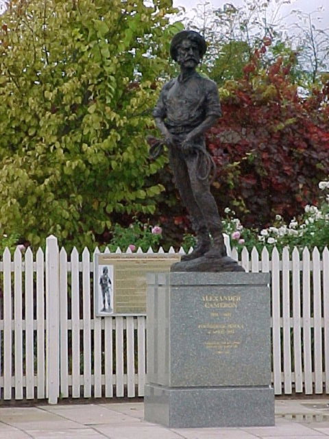 Alexander Cameron Statue - Australia Accommodation 0
