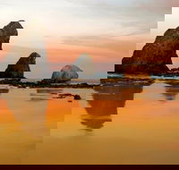 Glasshouse Rocks and Pillow Lava - Australia Accommodation