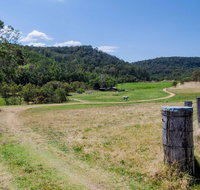 Howes Trail - Australia Accommodation