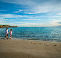 Paradise Beach - Australia Accommodation
